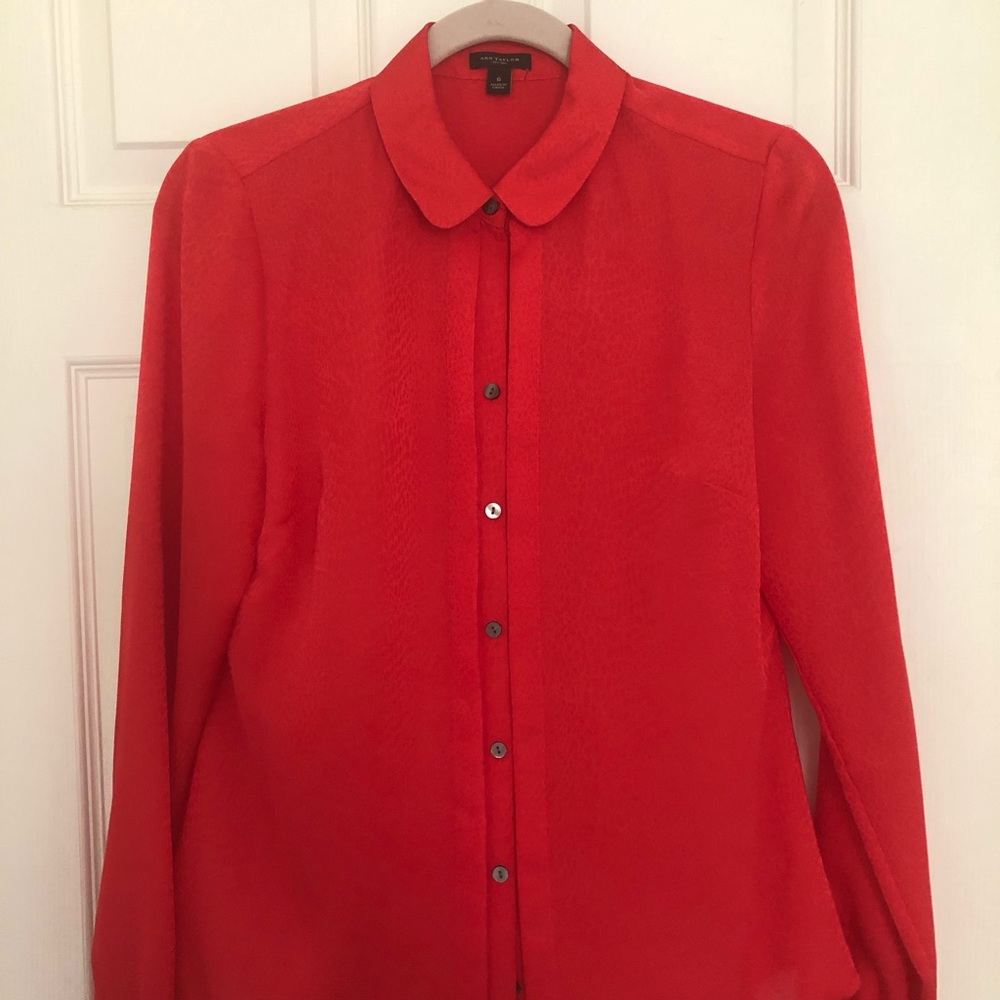 Ann Taylor Long Sleeve Button Down Blouse